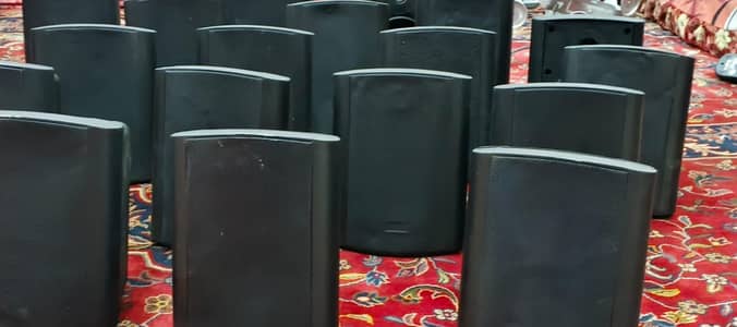 LOTS SPEAKERS FOR SALE.