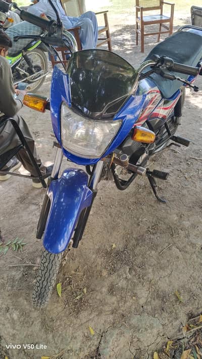 Blue Honda Pridor 100 cc