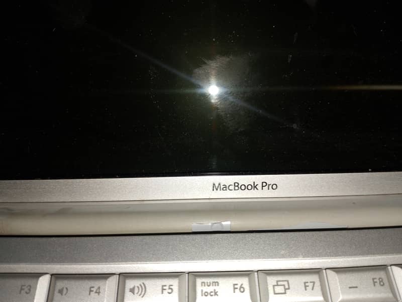 MacBook pro 0