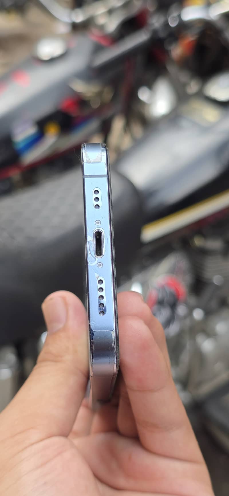 Apple iPhone 13 Pro 2