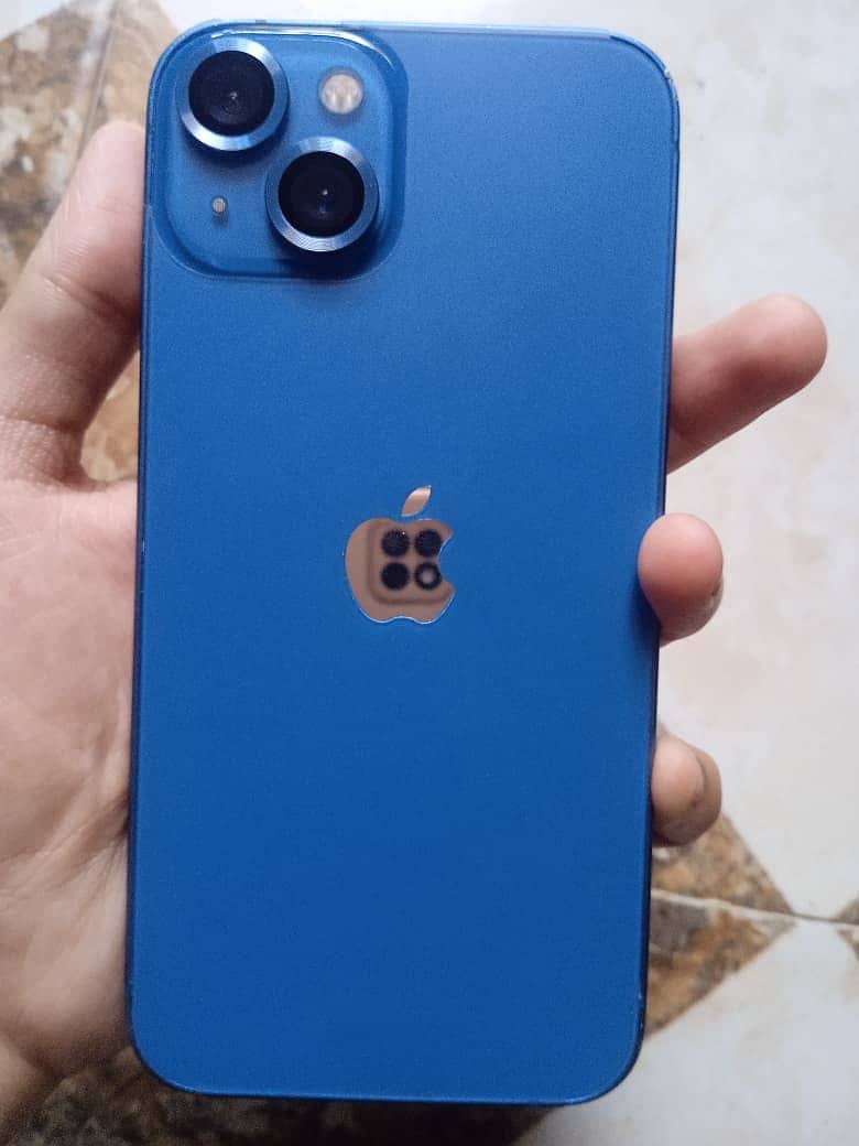 Apple iPhone 13 1