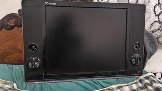 LED 32 (INCHES)