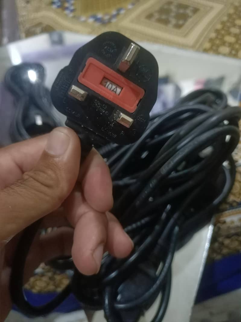 Power Cable 0