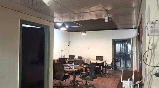 Prime Location Siddique Trade Center 1219 Square Feet Flat Up For rent