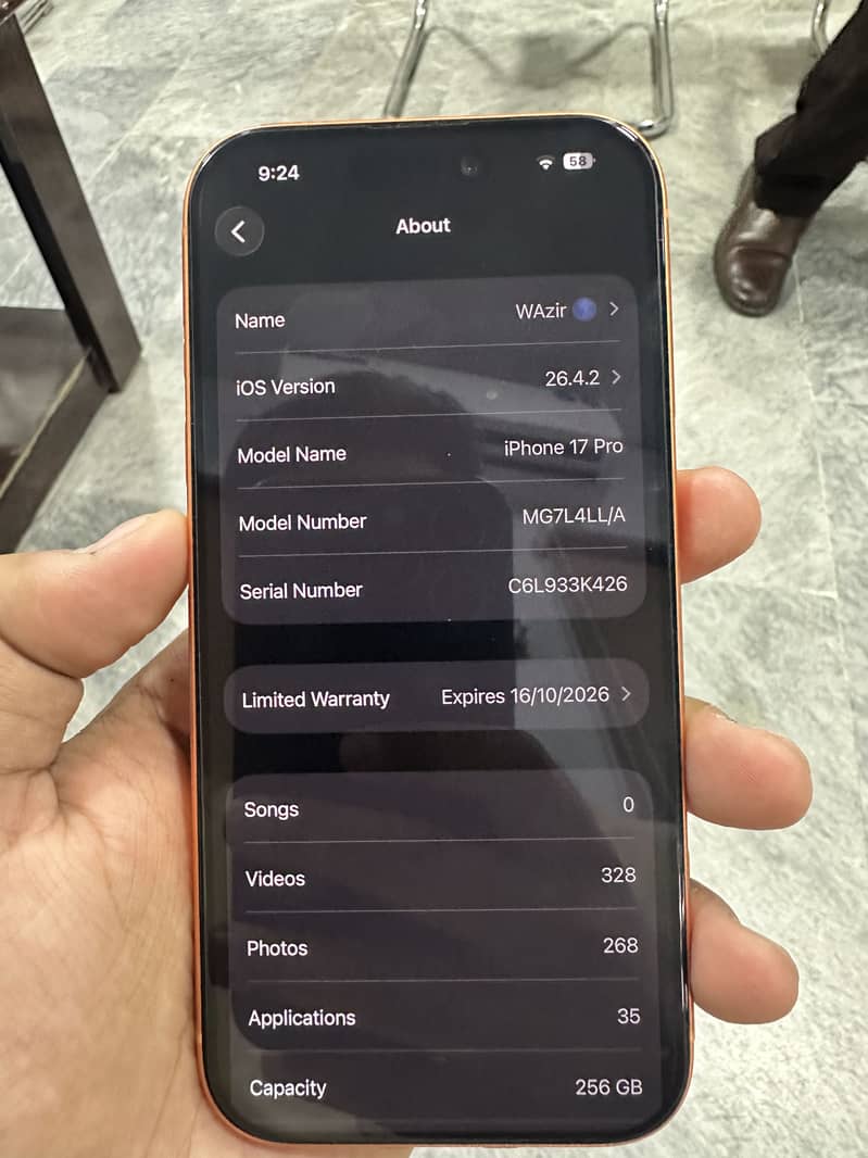 Apple iPhone 17 Pro 6