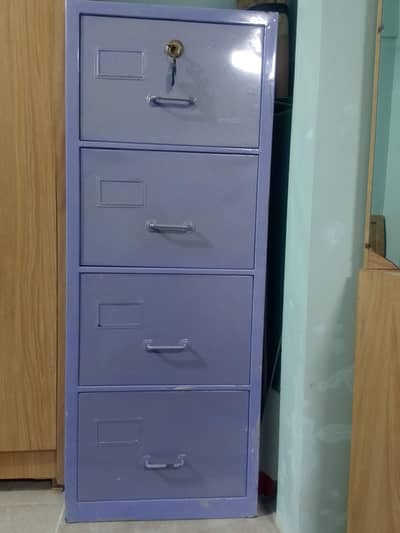 locker