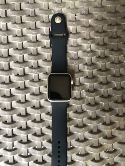 urgent sale apple watch