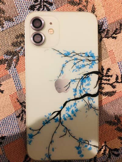 Apple iPhone 12