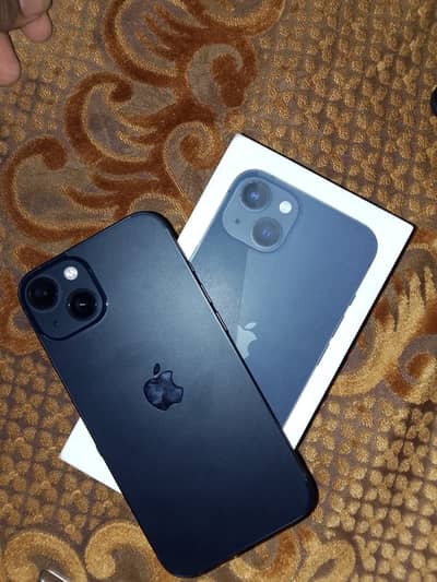 Apple iPhone 13