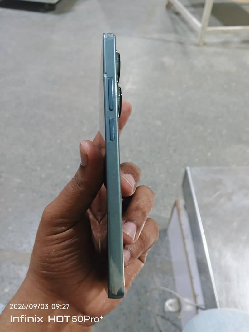 Xiaomi Redmi Note 13 Pro 1