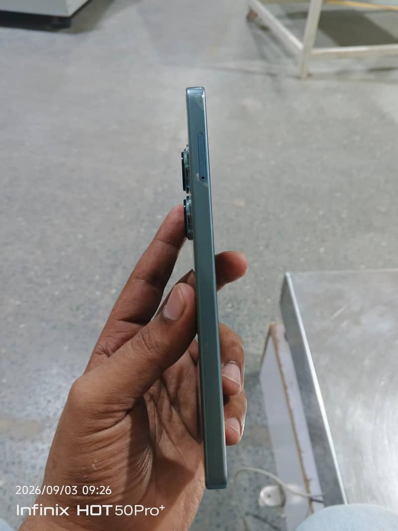 Xiaomi Redmi Note 13 Pro 4