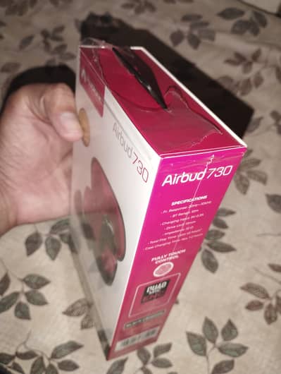 Earbuds