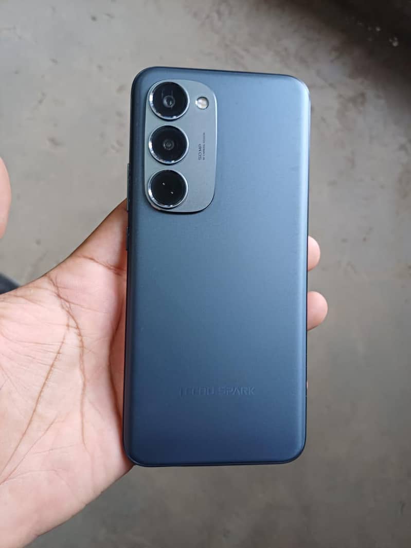 Tecno 40 pro+ 0