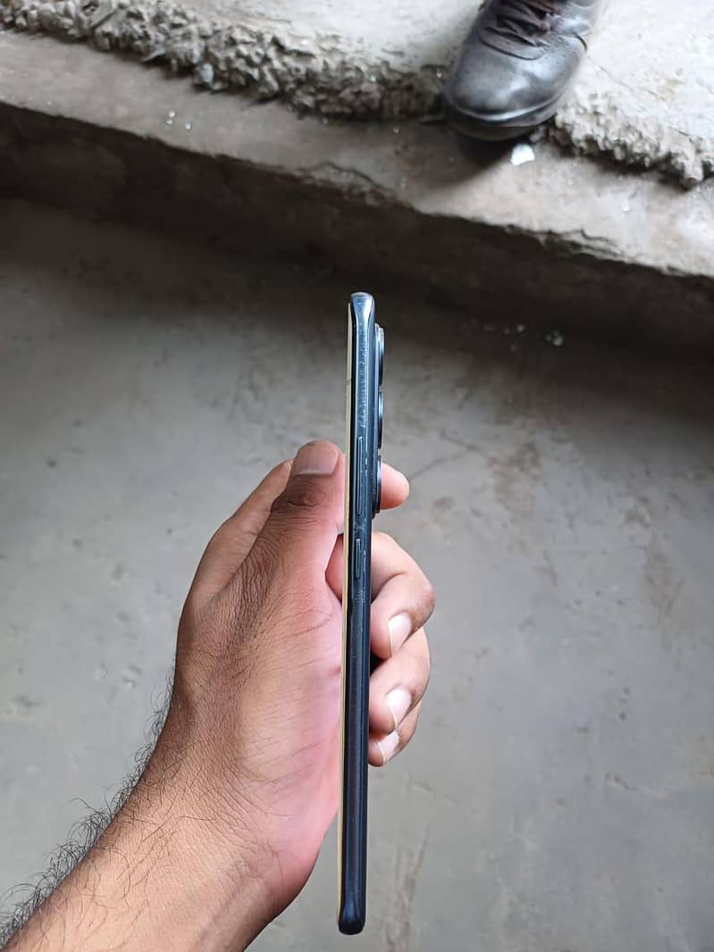Tecno 40 pro+ 2