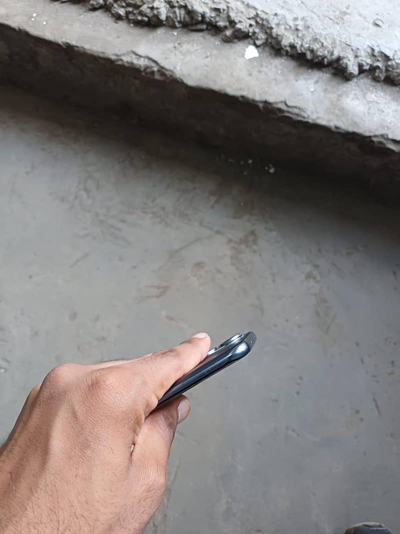 Tecno 40 pro+ 5