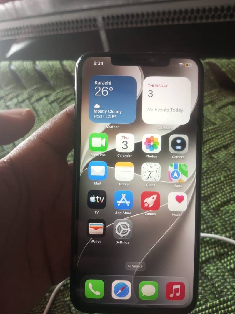 Apple iPhone 11 Pro Max 0