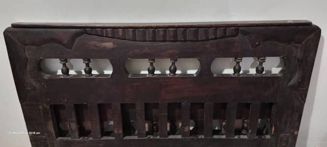 Wooden bed 6x4 without mattress