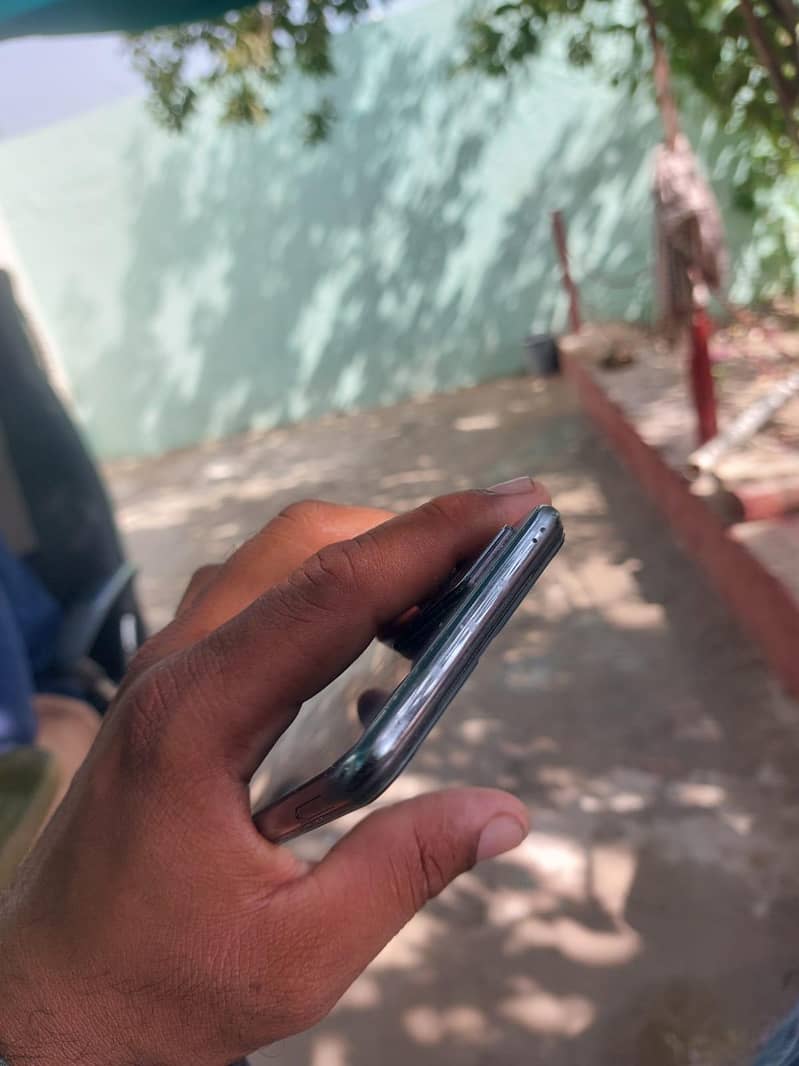 Vivo V21e 5
