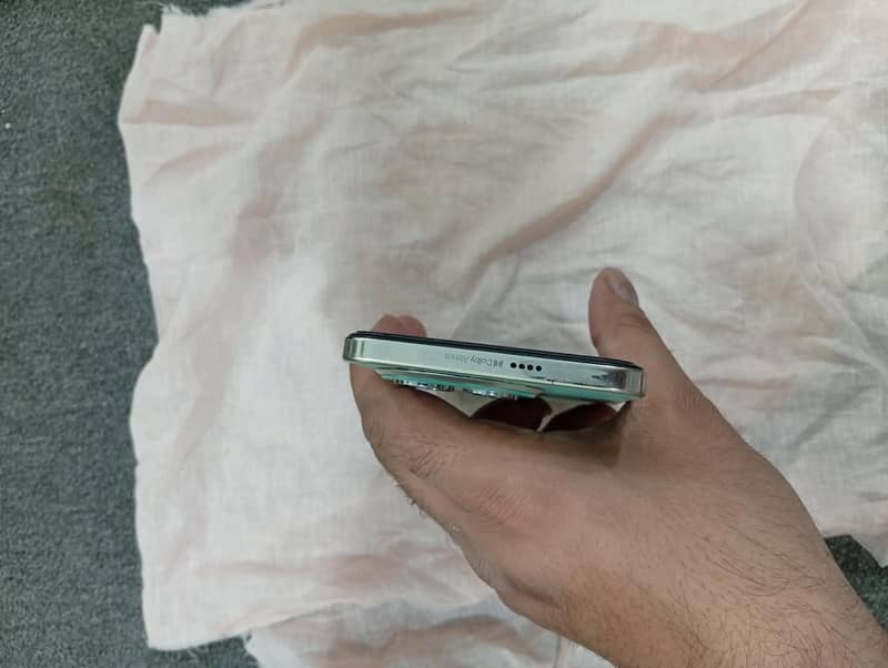 Tecno SPARK 30 Pro 6