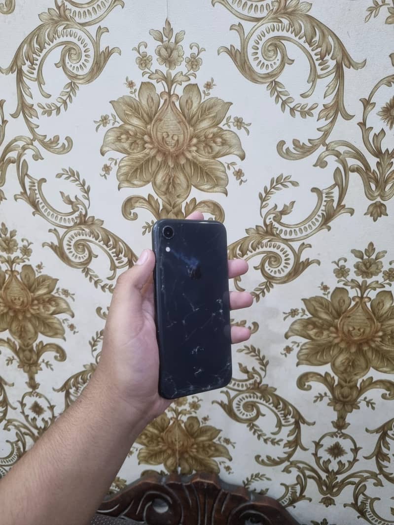 iphone xr 1