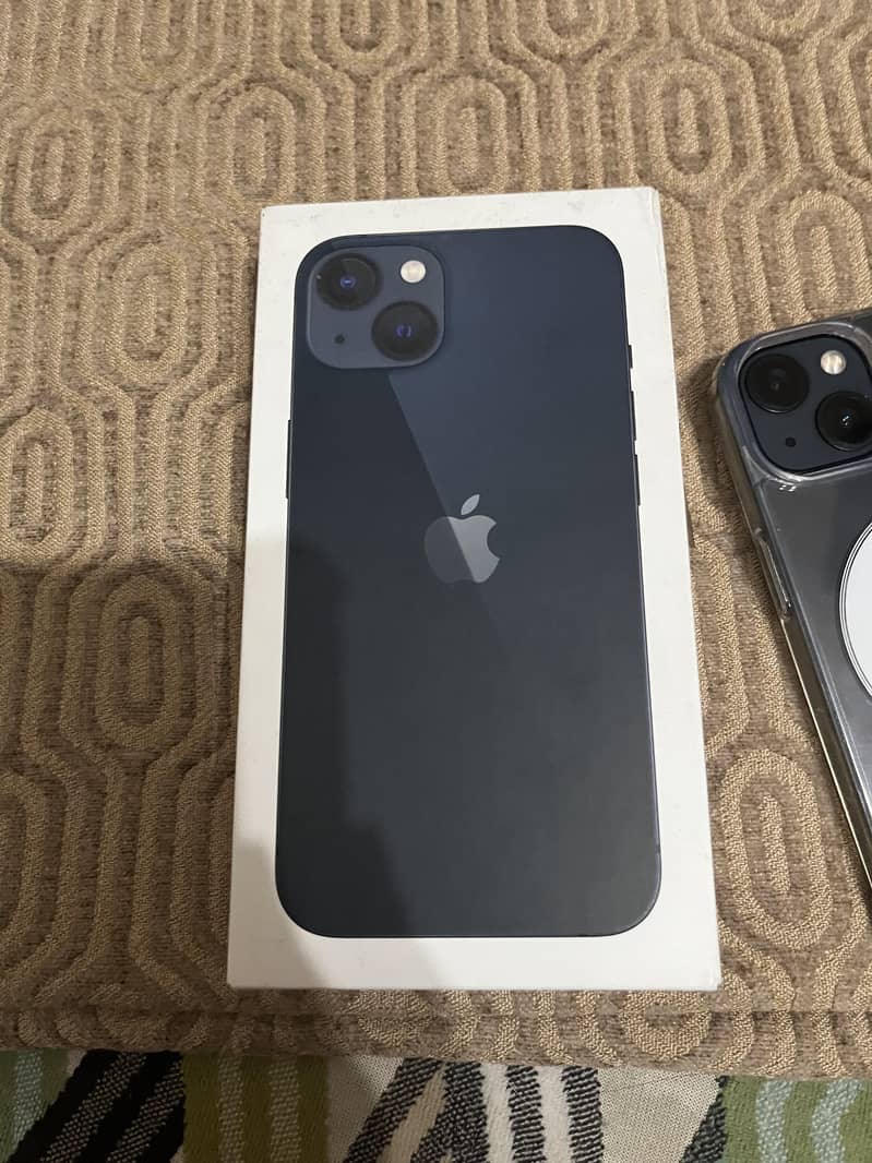 Apple iPhone 13 1