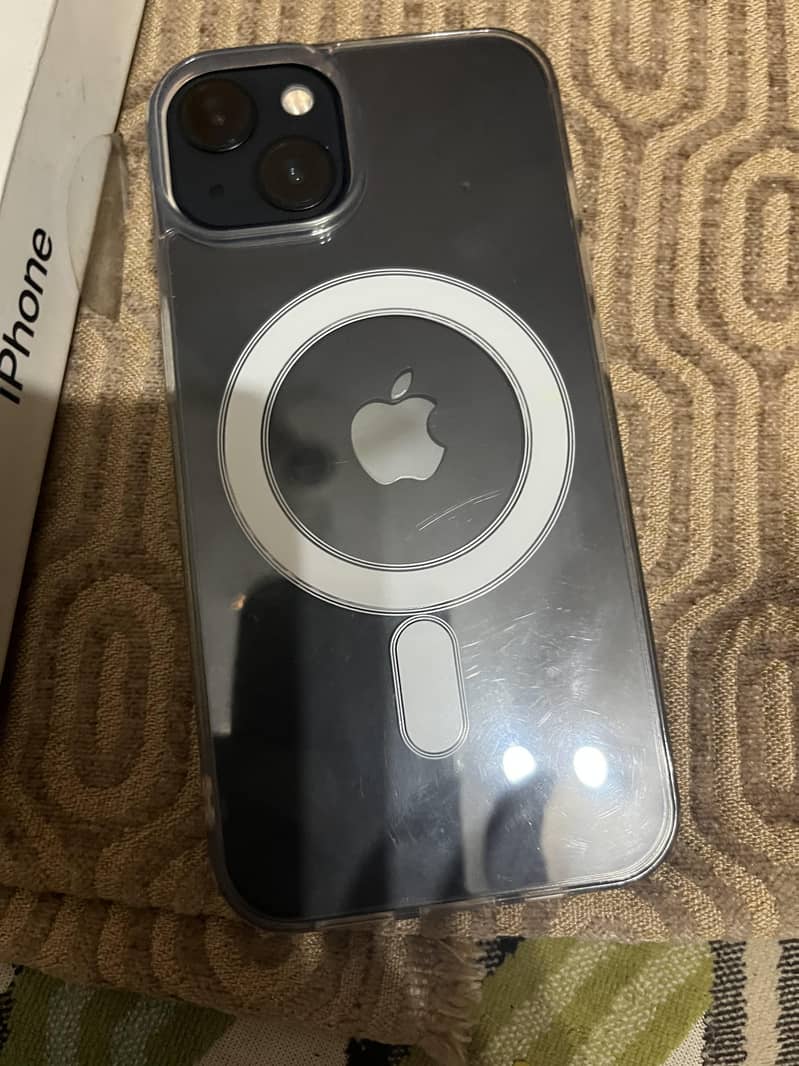 Apple iPhone 13 5