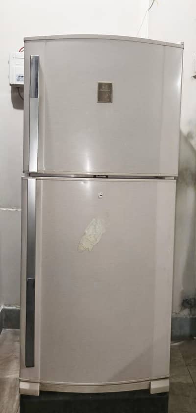 Dawlence Old Fridge
