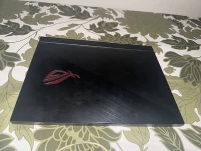 Asus ROG zepyrus s GX531GX