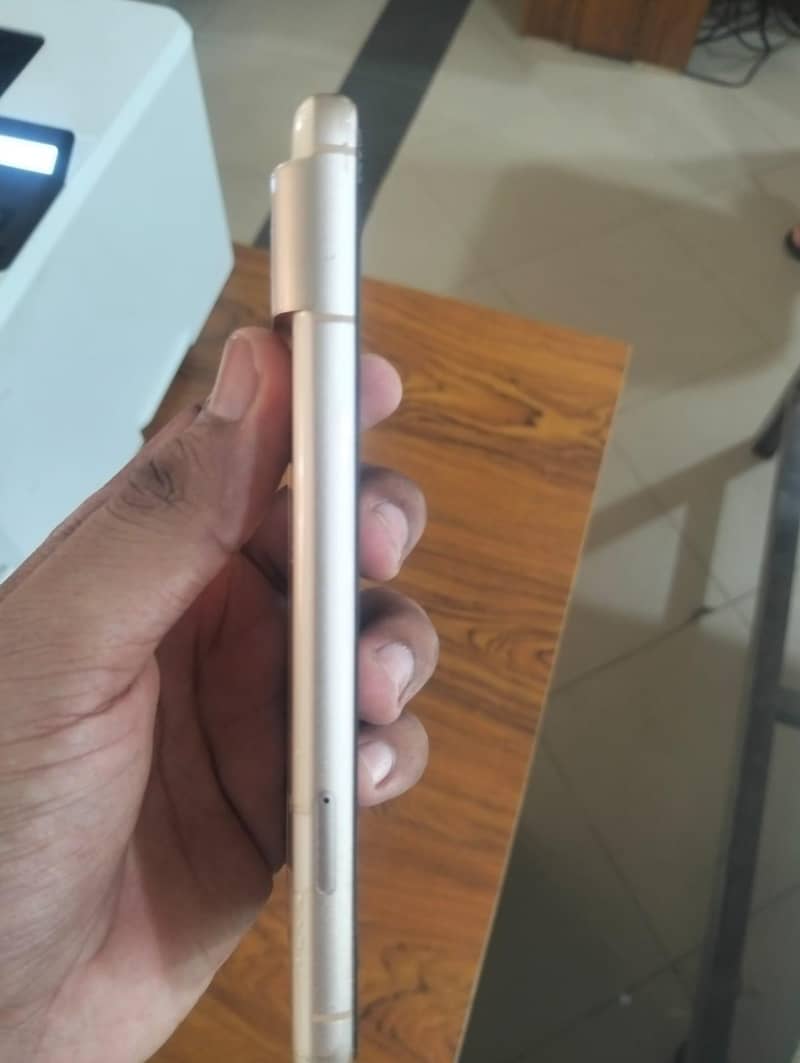 Google Pixel 8 1