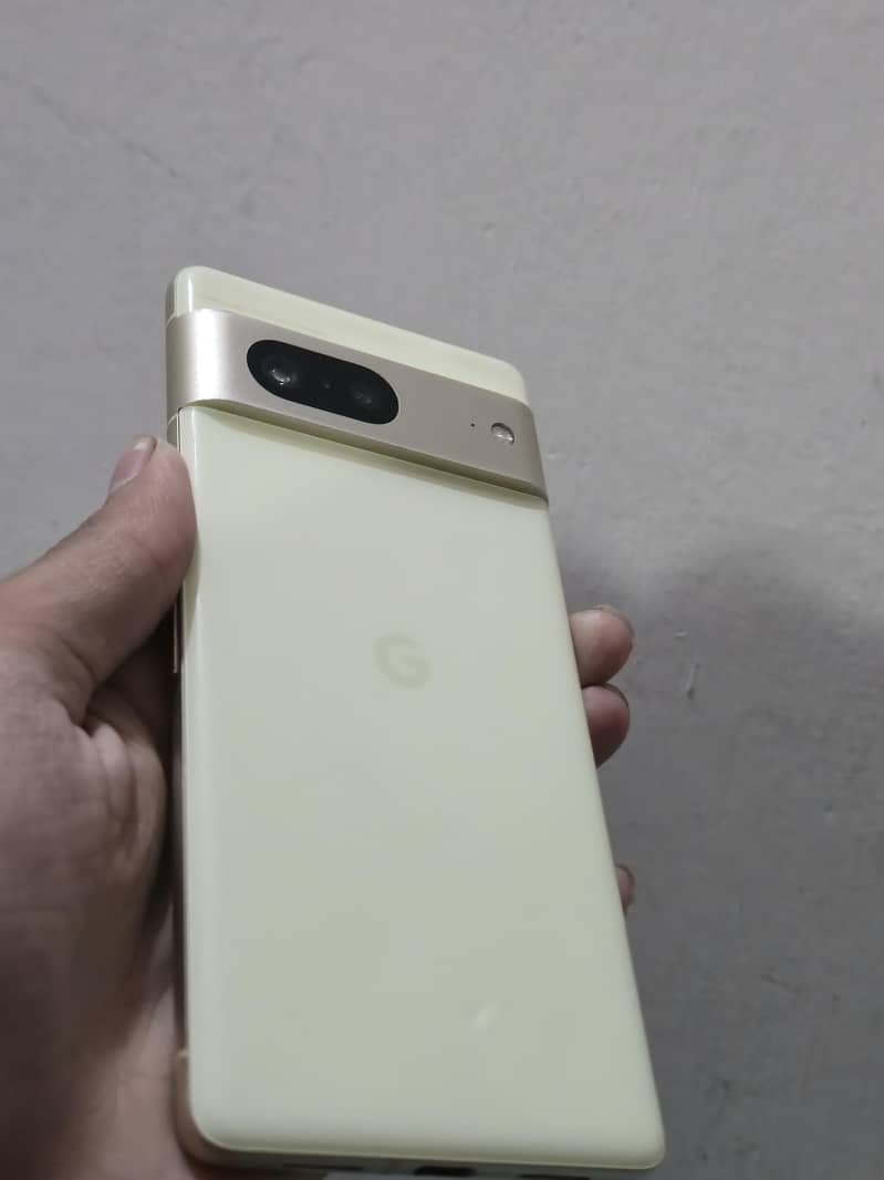 Google Pixel 7 6
