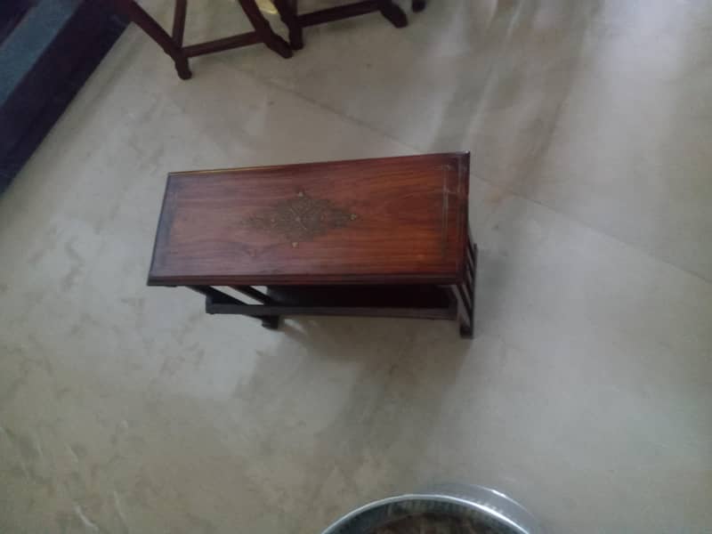 Nesting table set 1