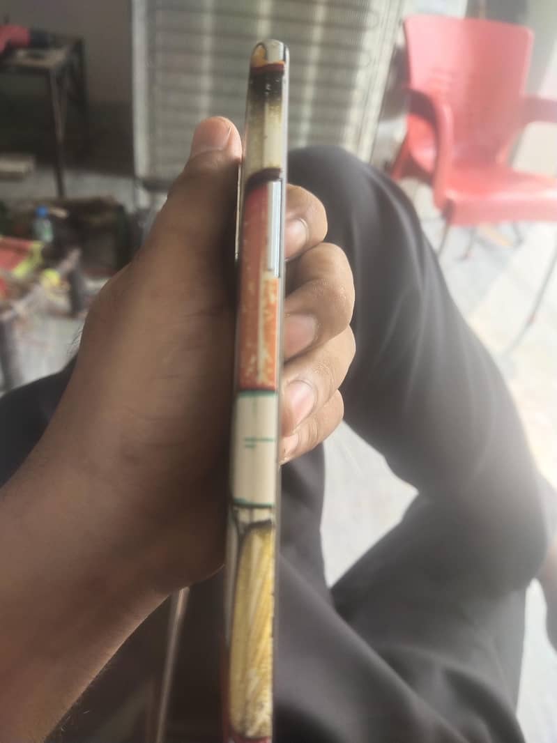 One Plus 8T 4