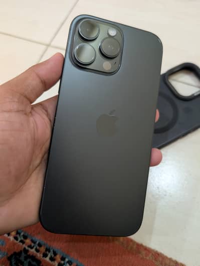 Apple iPhone 16 Pro Max
