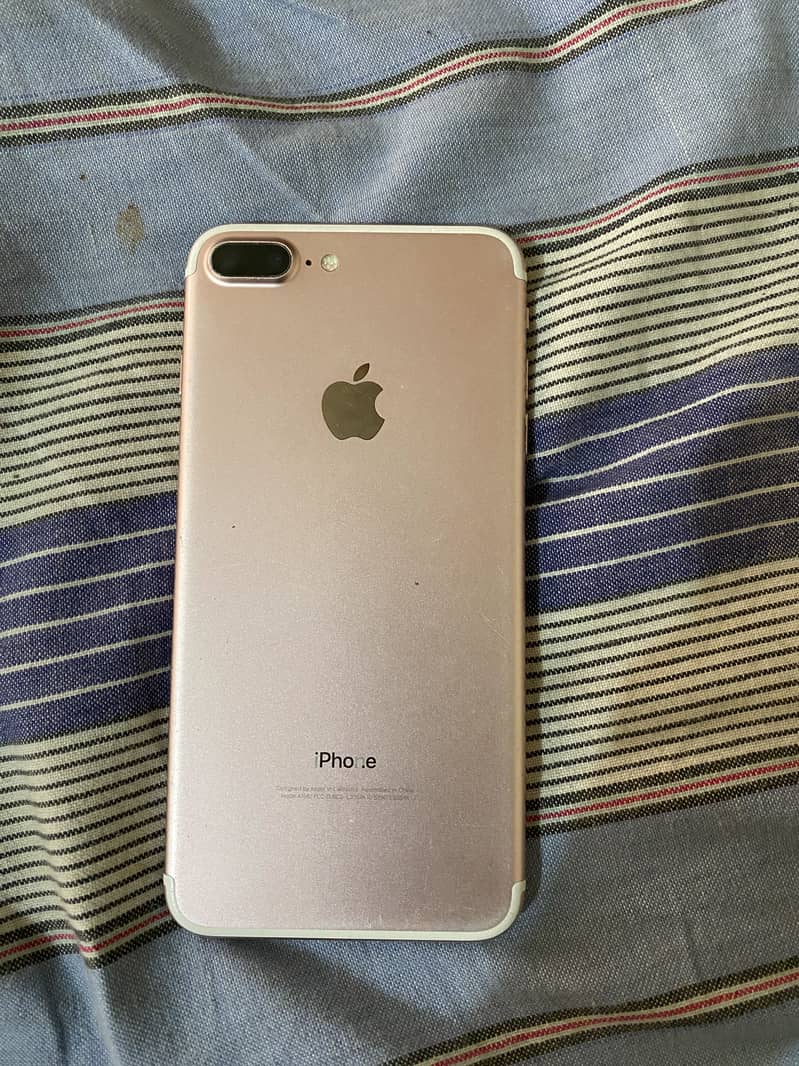 Apple iPhone 7 Plus 2