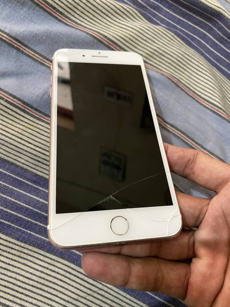 Apple iPhone 7 Plus 4
