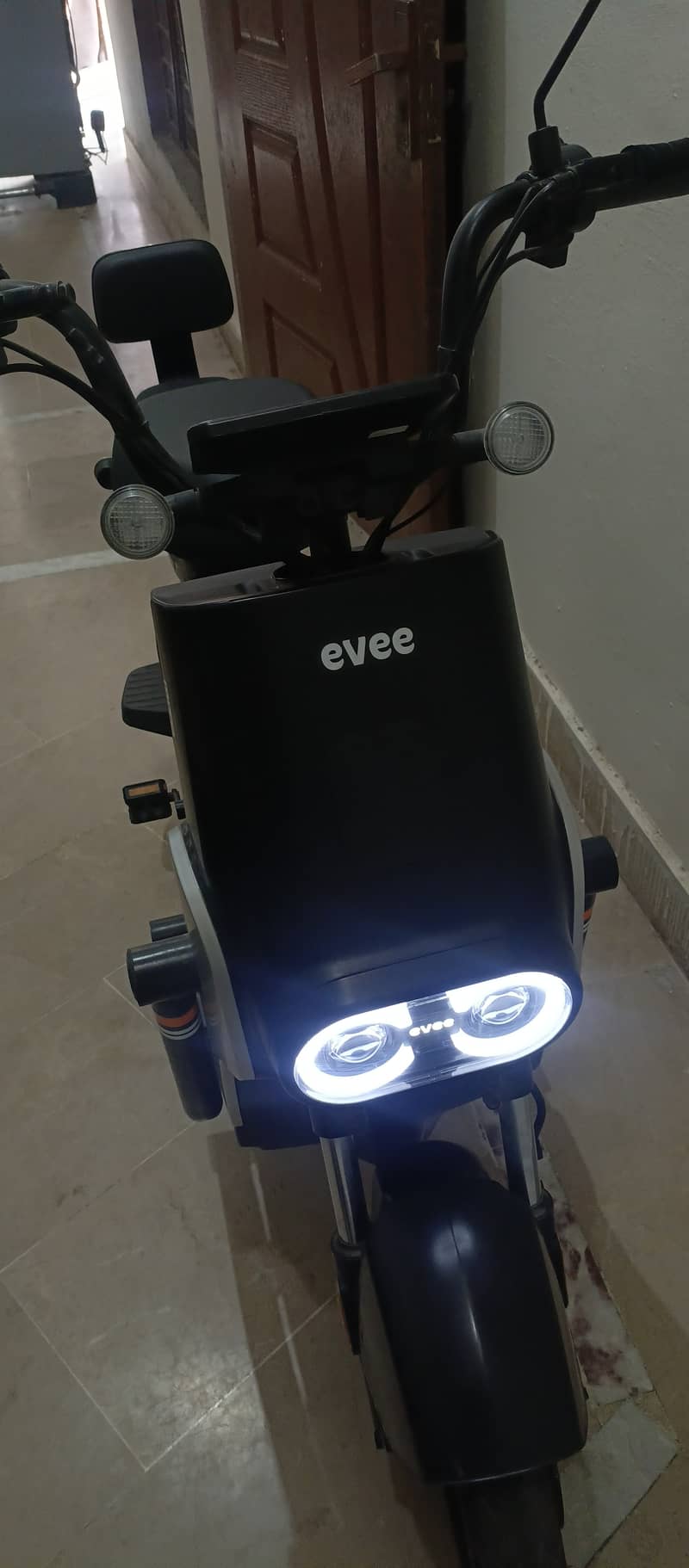 Evee Mito plus 5