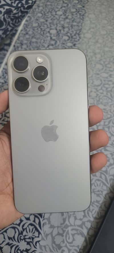 Apple iPhone 15 Pro Max