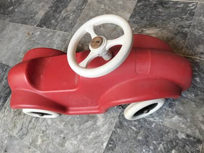 kid open car
