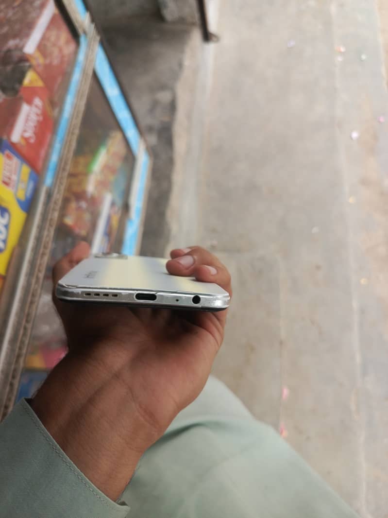 Infinix Note 11 5