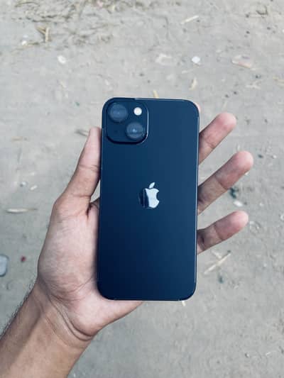 Apple iPhone 13