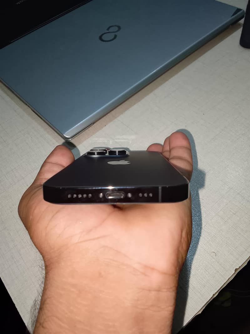 14 pro 4