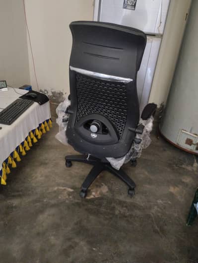 Saab SM 746 Mesh Ergonomic Office Chair New