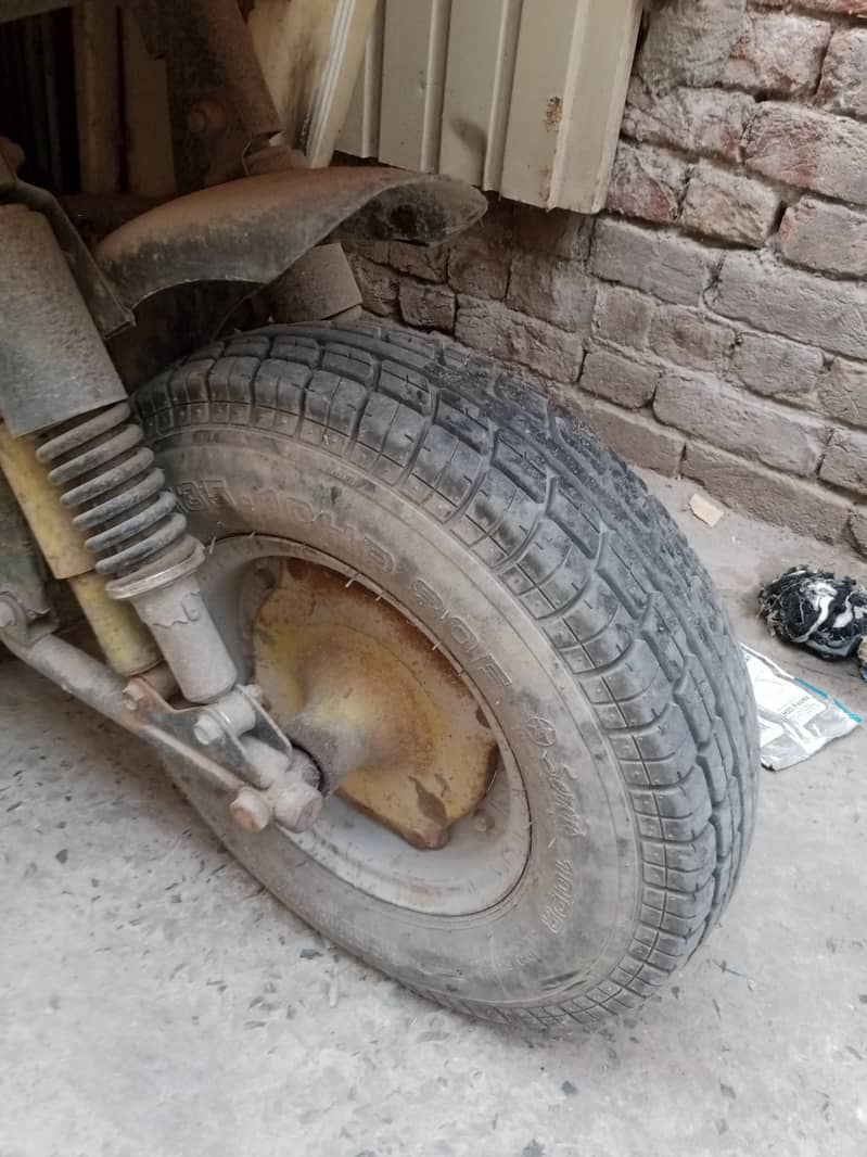 auto rickshaw 11