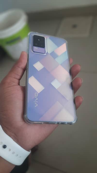 Vivo V21e