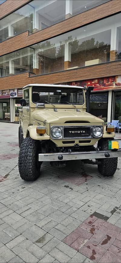 Toyota Fj Cruiser 3.7  1977