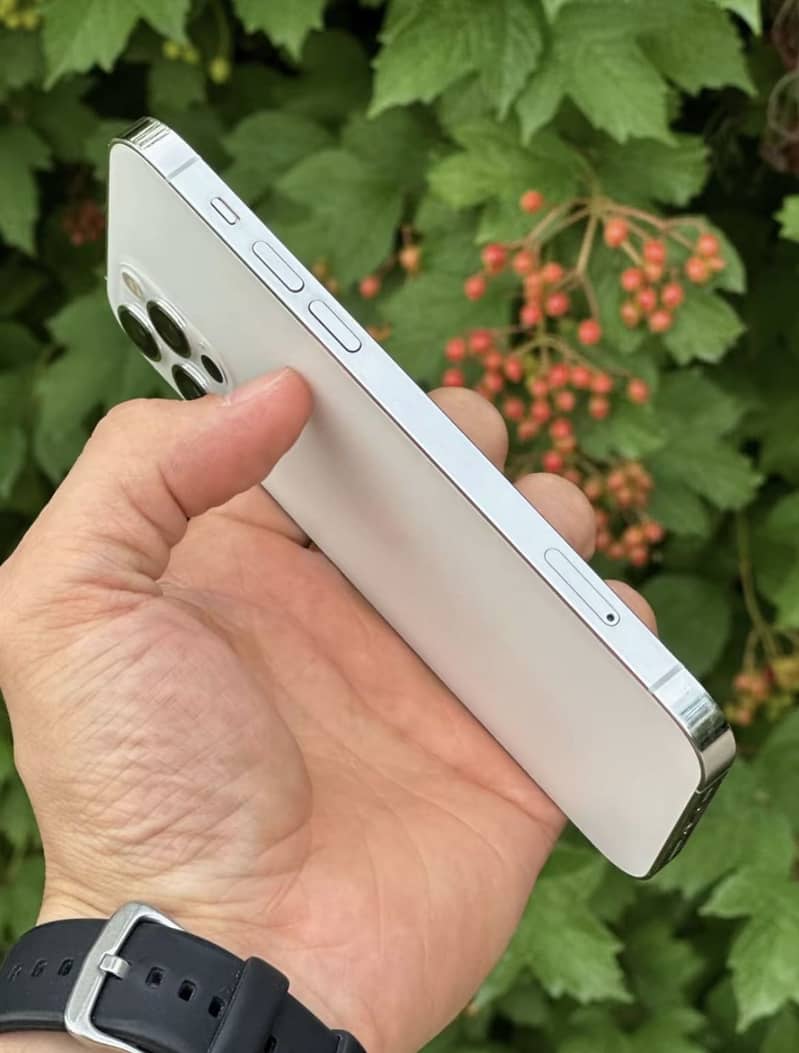 Apple iPhone 12 Pro 5