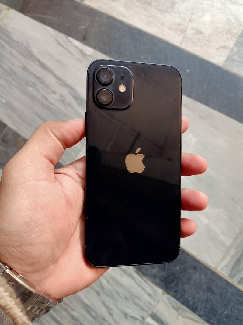 iPhone 12 jv 1
