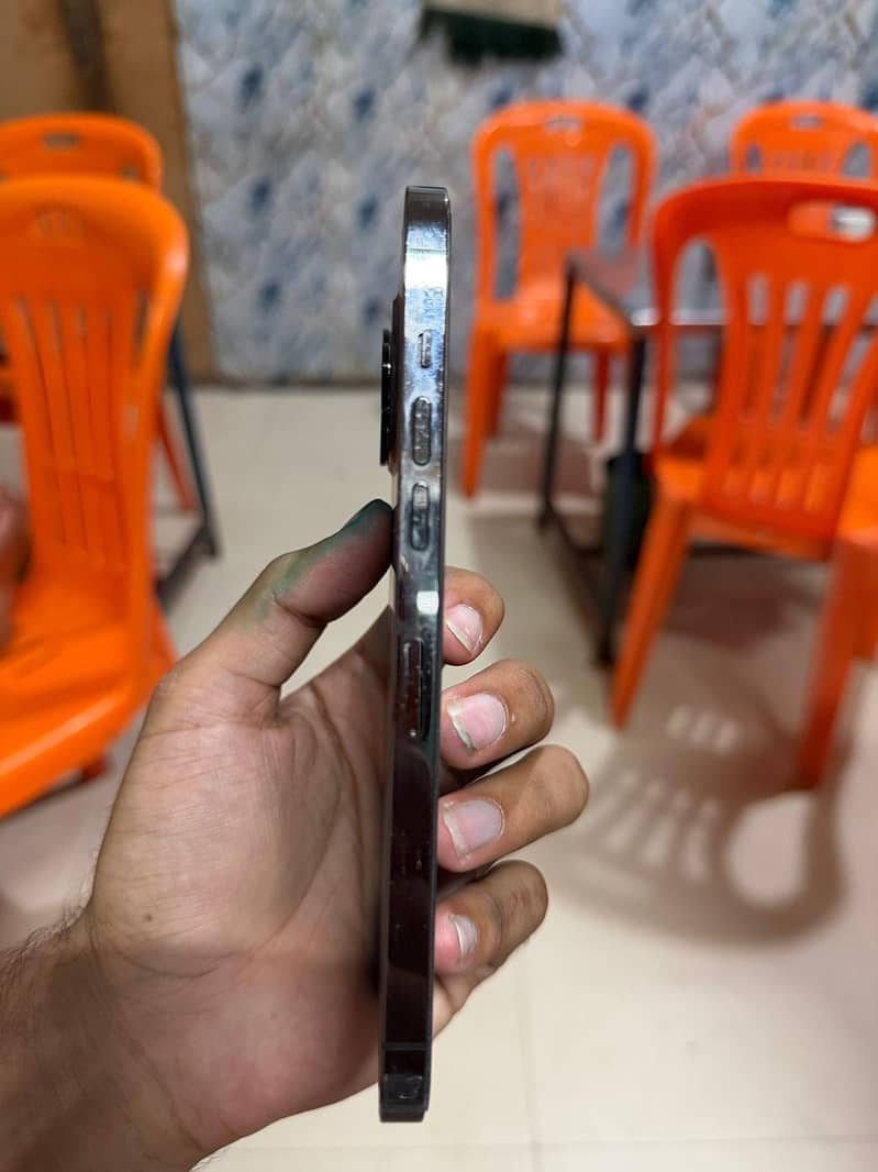 Apple iPhone 12 Pro Max 7