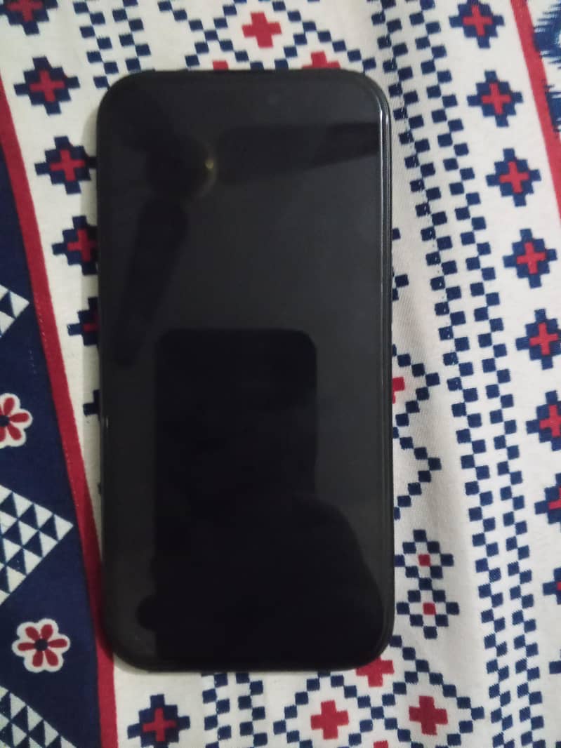 Apple iPhone 15 4