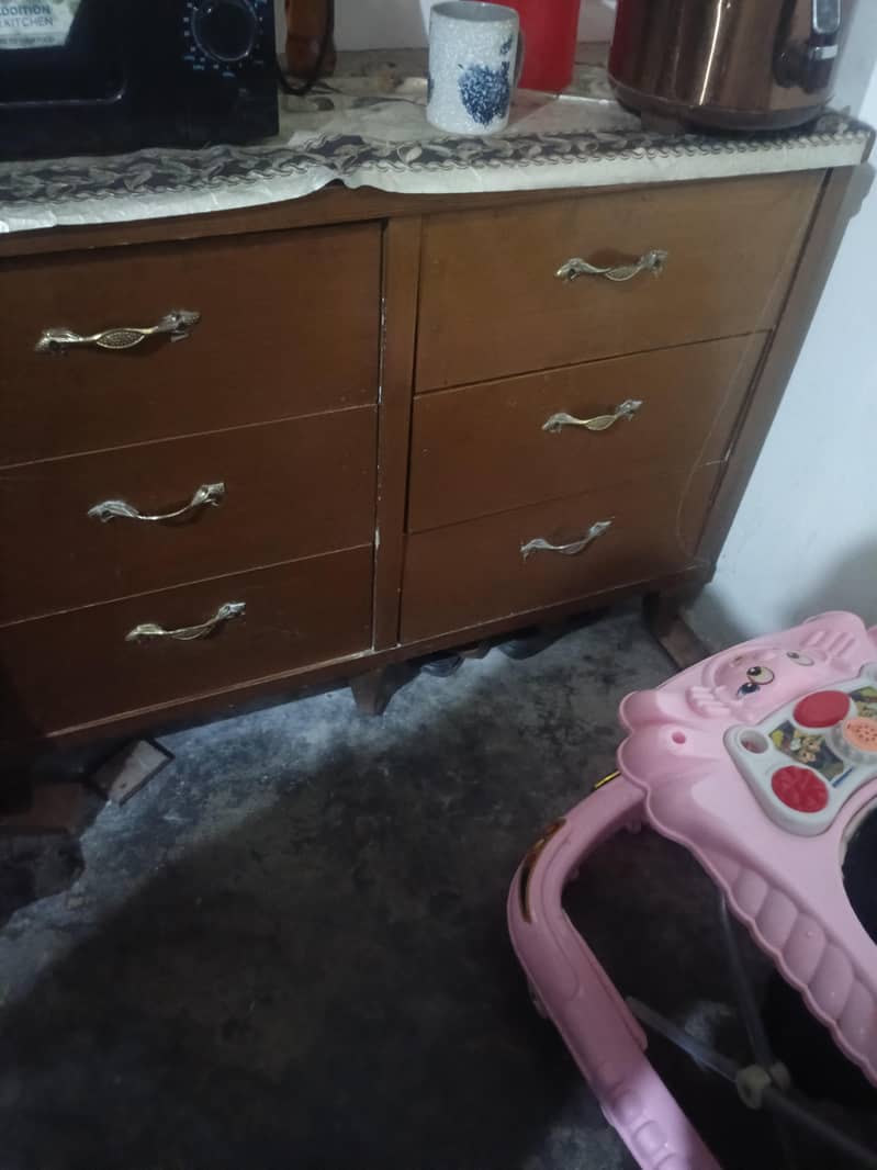 dressing table 1